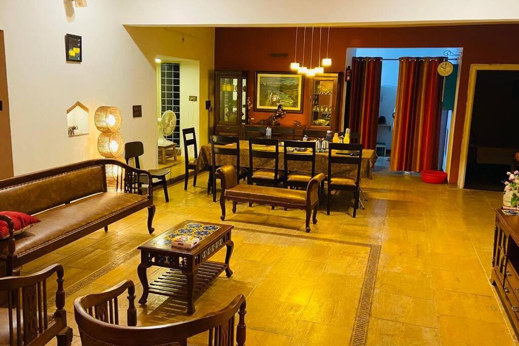 Shangri-La Valley Retreat Karjat Eksteriør bilde