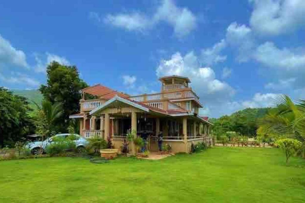 Shangri-La Valley Retreat Karjat Eksteriør bilde